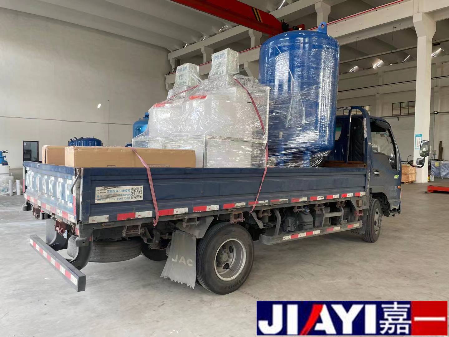 集成水保機組和全自動加藥裝置整車直達湖北武漢